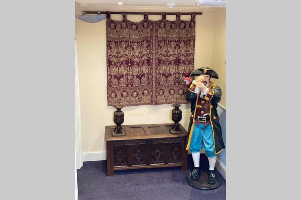 Seagulls Rest Marine Themed Seaview Apartment Criccieth Esterno foto